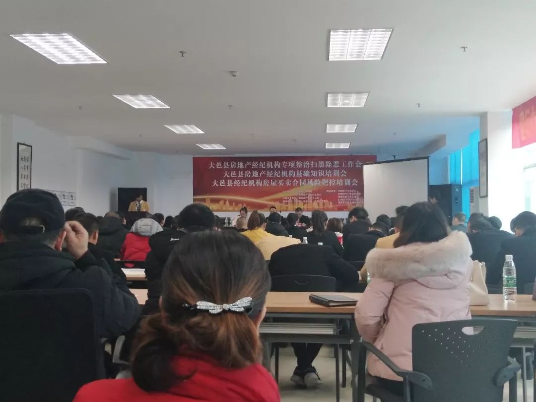 最新公积金提取代办中介上海方法分析(最方便真实的昆明上海公积金代办提取业务方法)